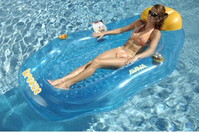 Floating Lounge