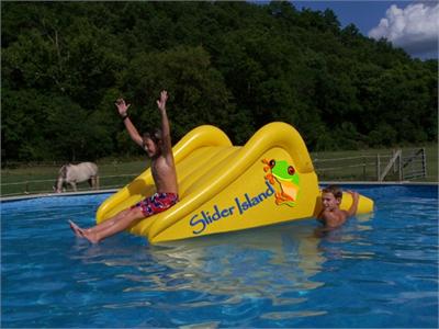 Floating slide